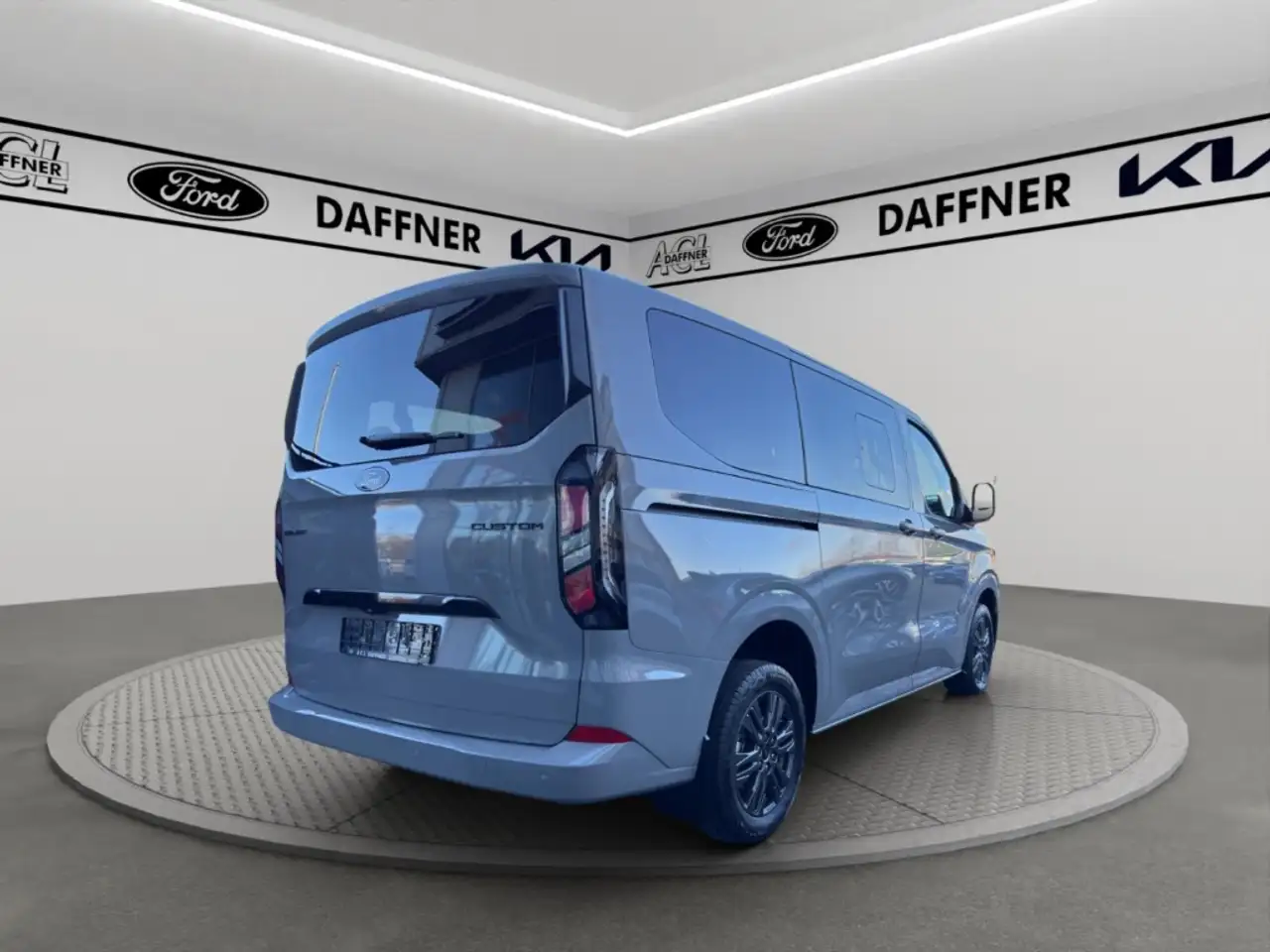 Ford Transit 7