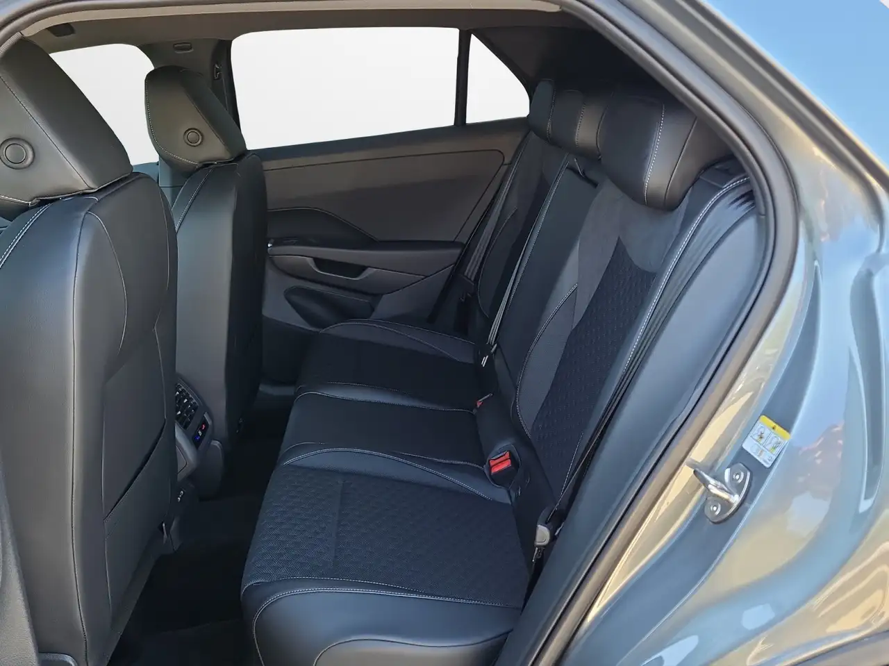 Volkswagen T-Roc 12