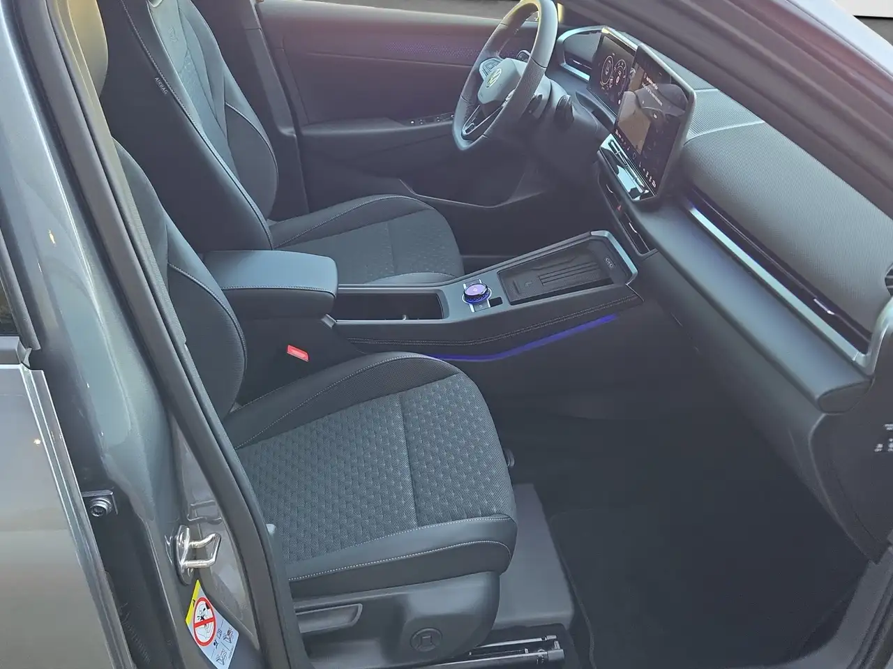 Volkswagen T-Roc 14