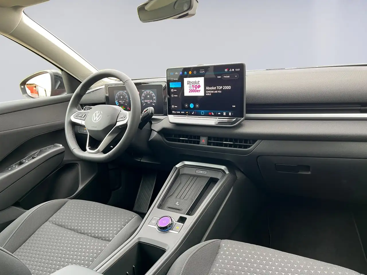 Volkswagen T-Roc 7