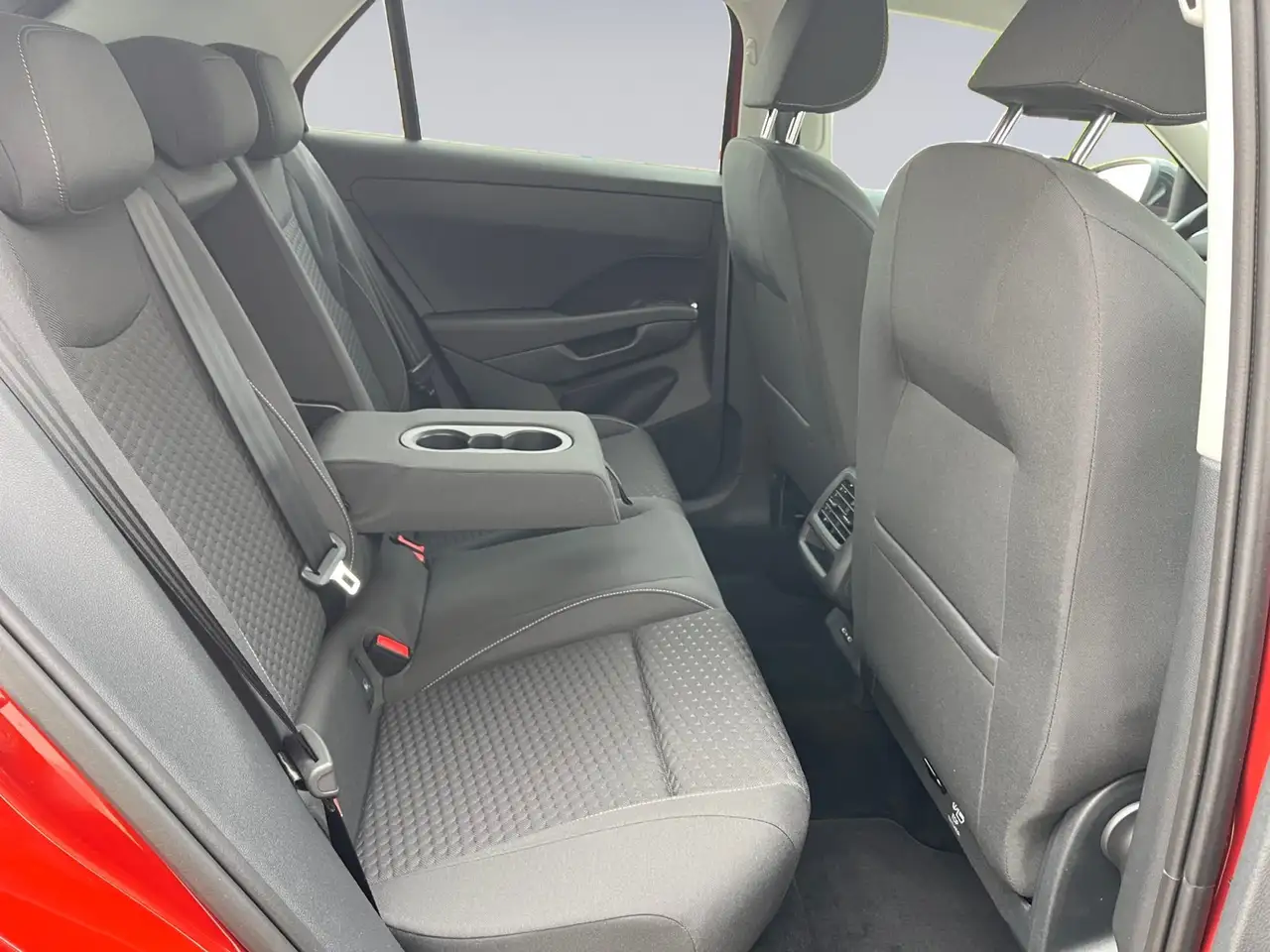 Volkswagen T-Roc 8