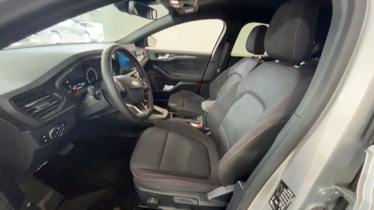 Ford Focus 11