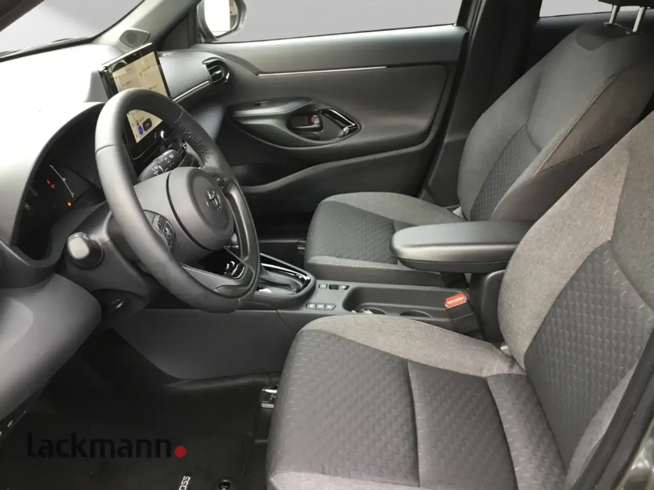 Toyota Yaris 7