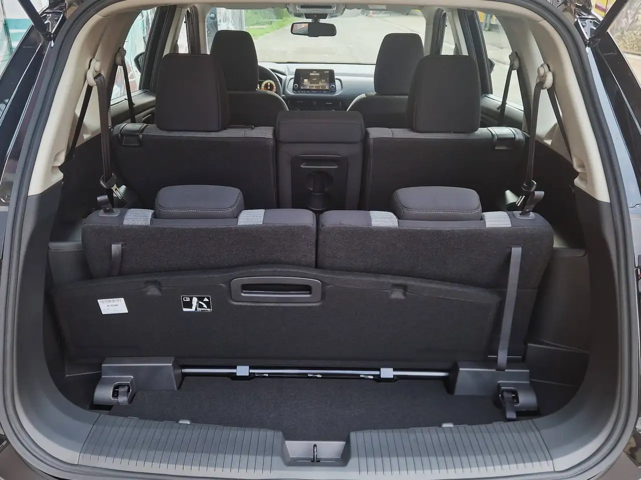 Nissan X-Trail 9