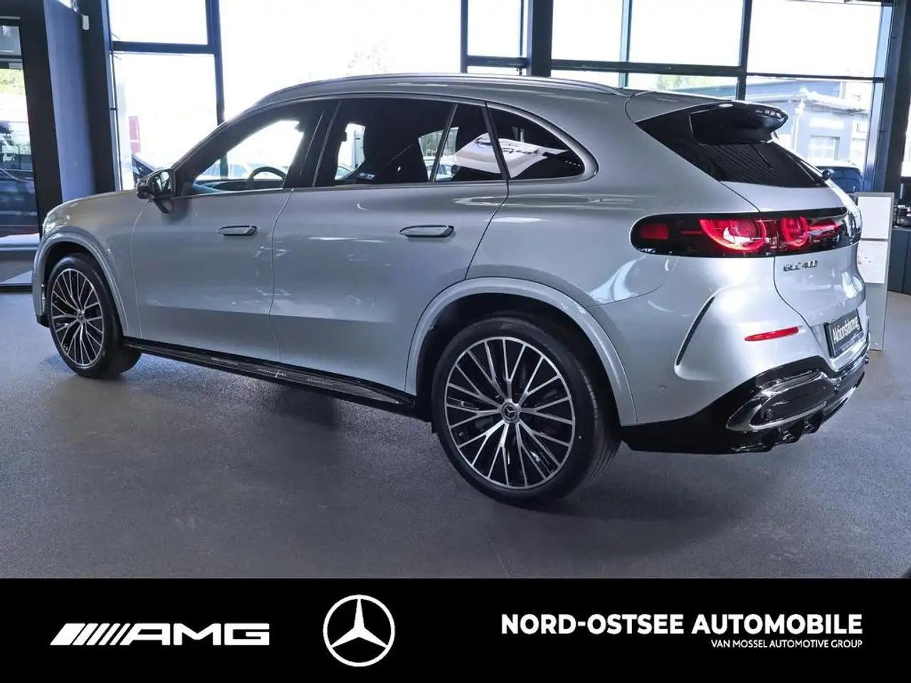 Mercedes-Benz GLC 400 2
