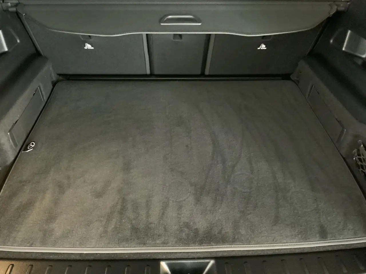 Mercedes-Benz GLB 200 7