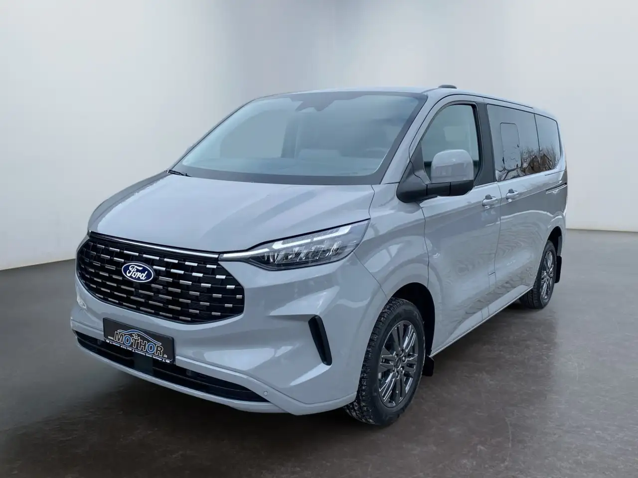 Ford Tourneo 2