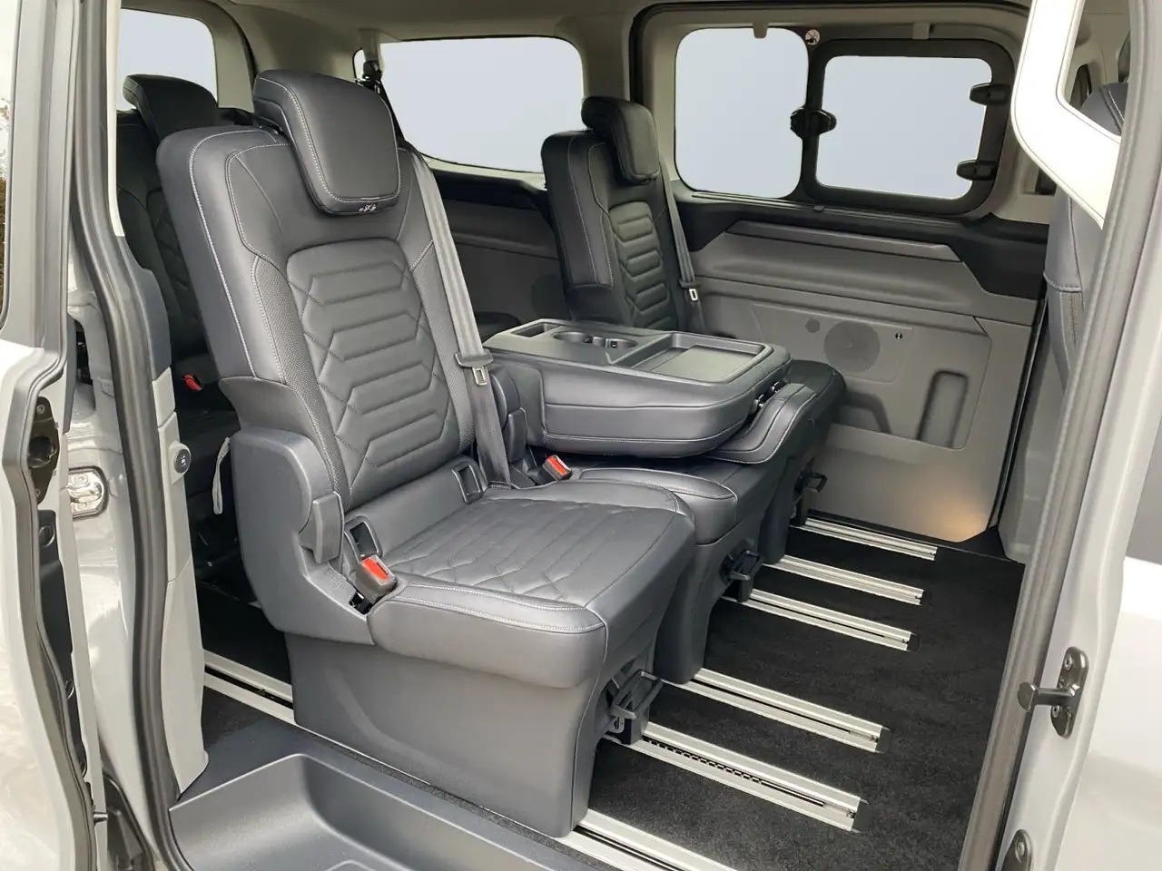 Ford Tourneo 11