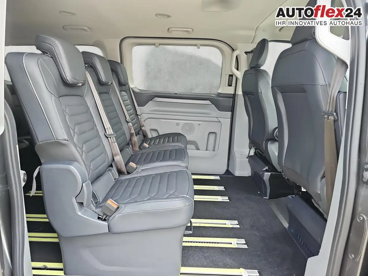 Ford Tourneo 12