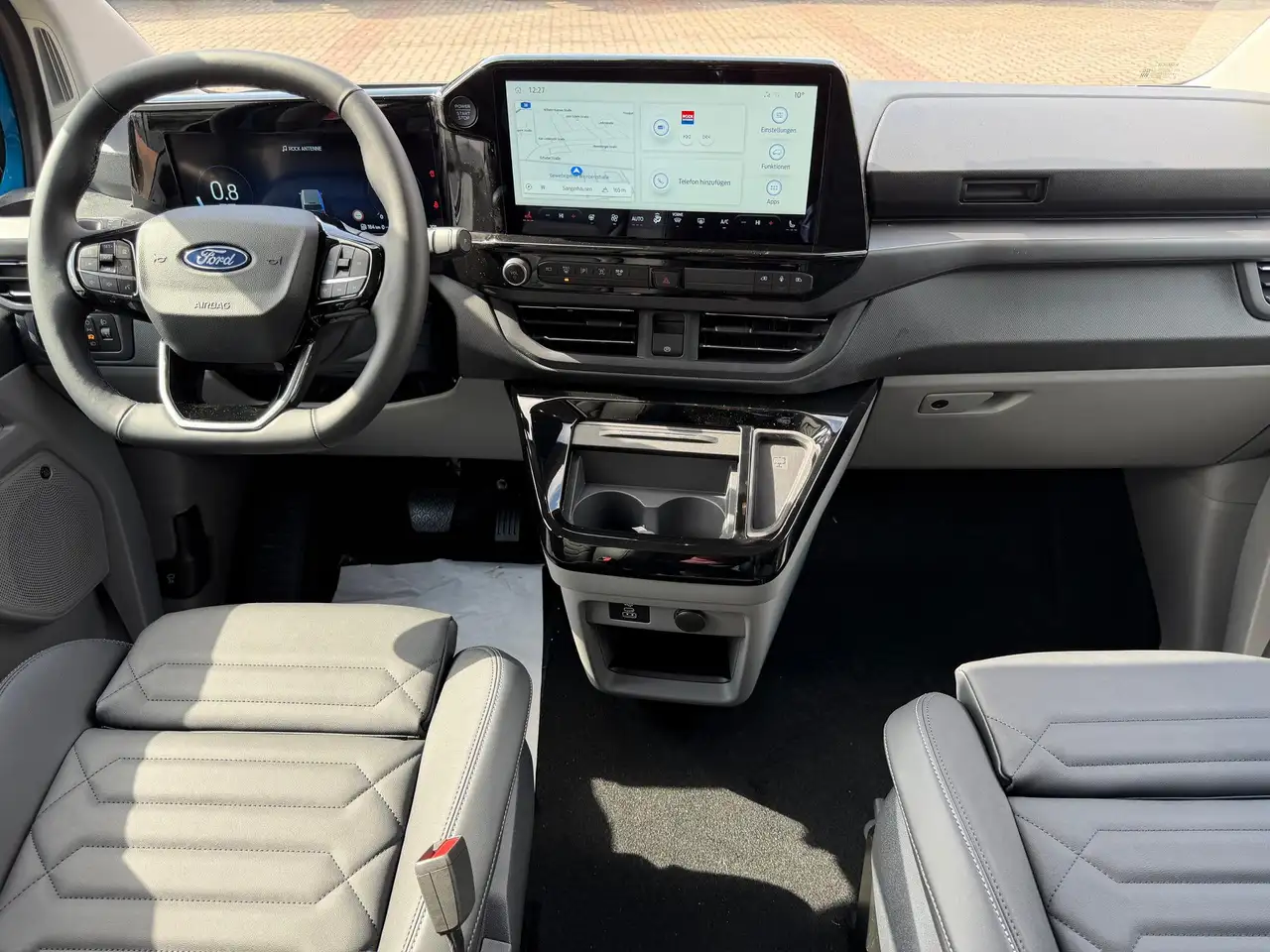 Ford Tourneo 10