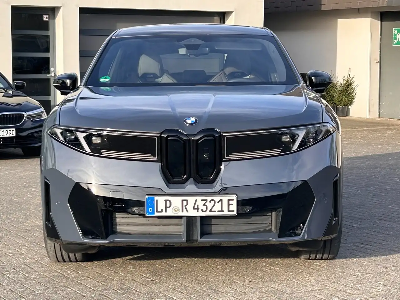 BMW iX3 50 2
