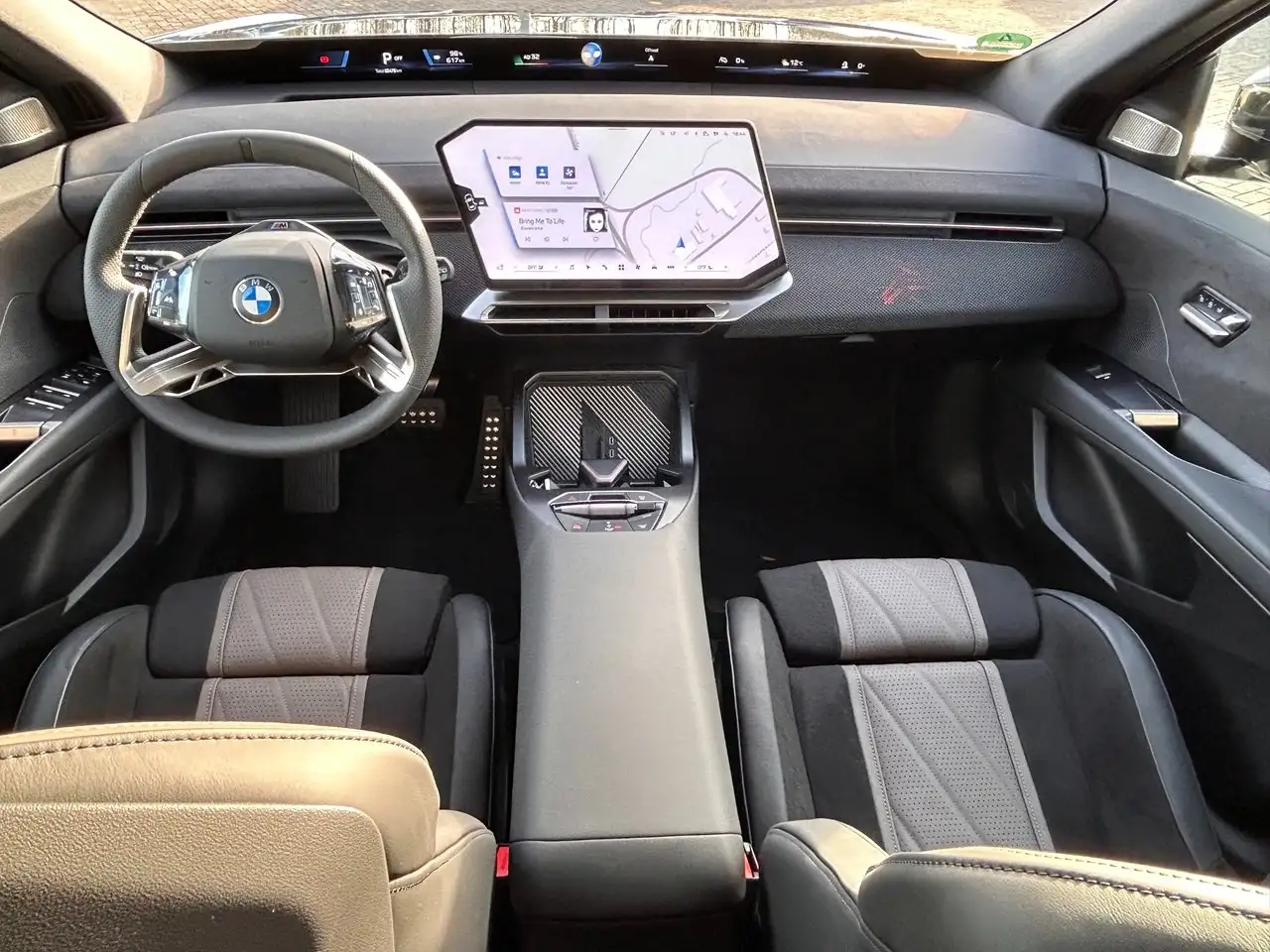 BMW iX3 50 7