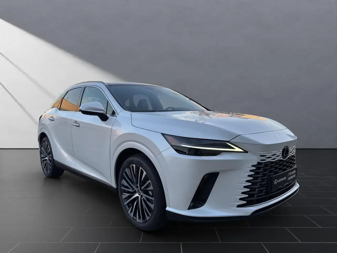 Lexus RX 7