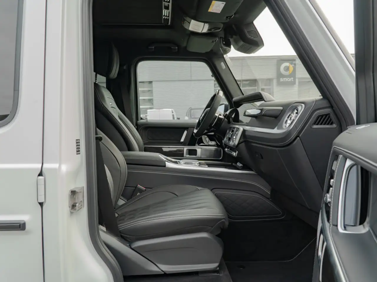 Mercedes-Benz G 63 8