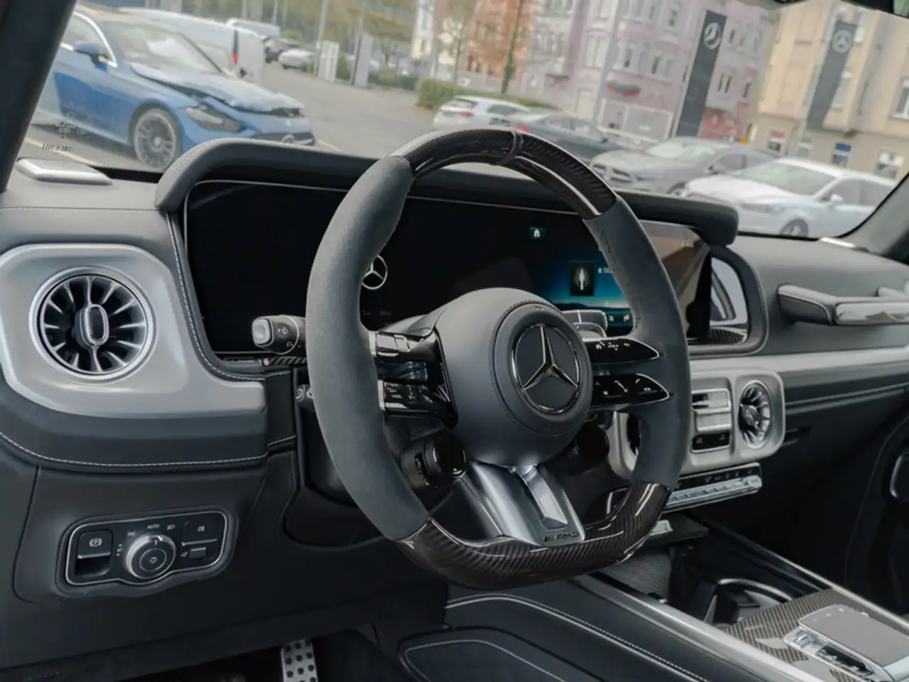 Mercedes-Benz G 63 12