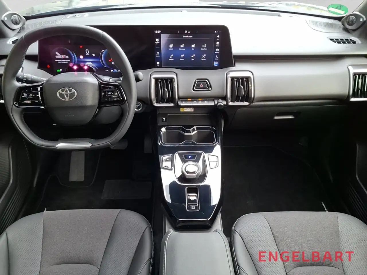 Toyota Urban 9
