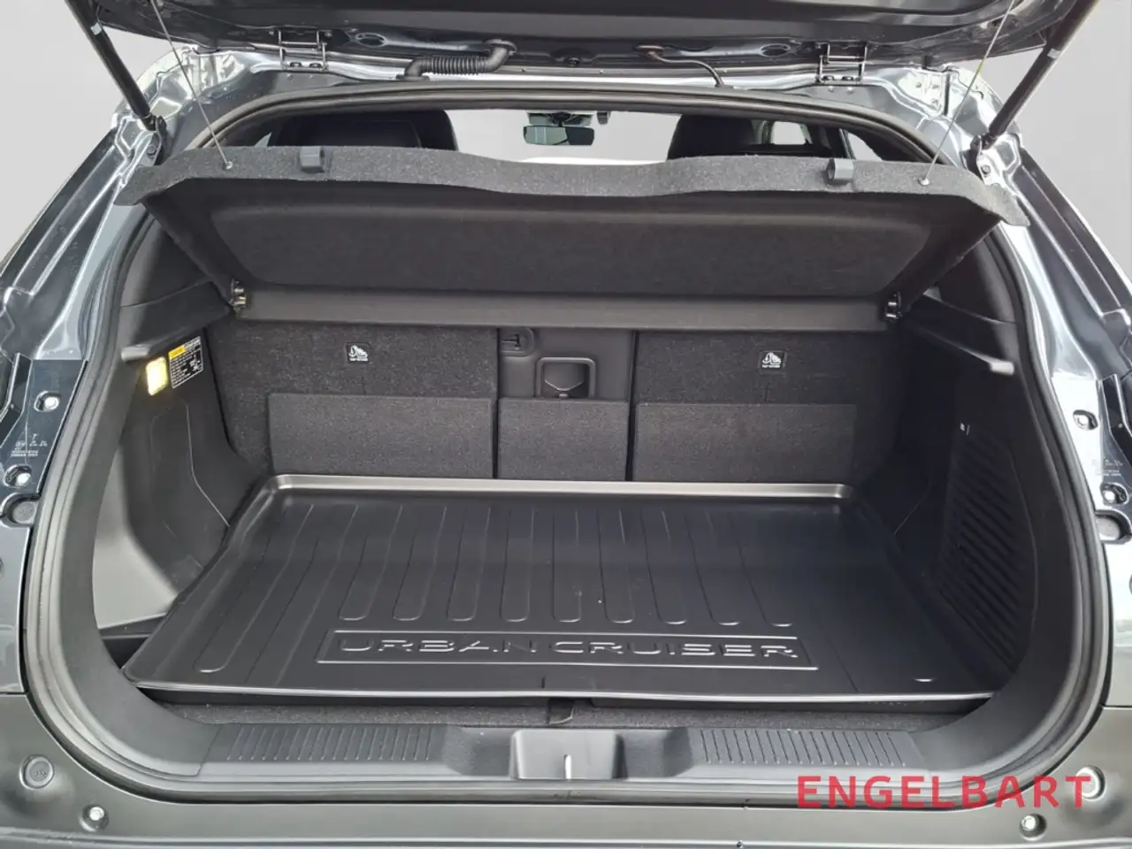 Toyota Urban 13