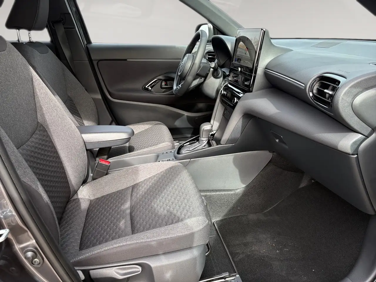 Toyota Yaris 14