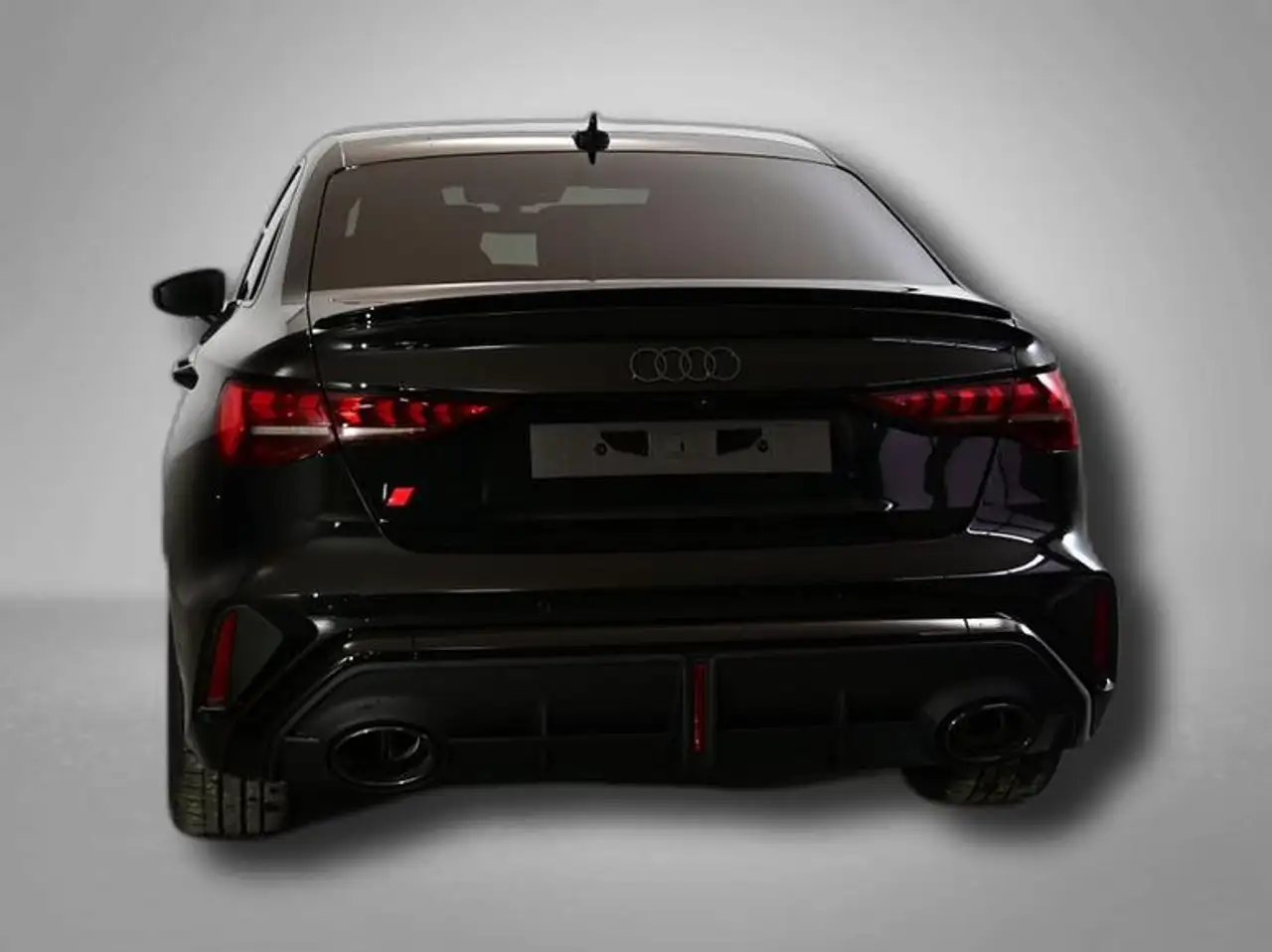 Audi RS3 4