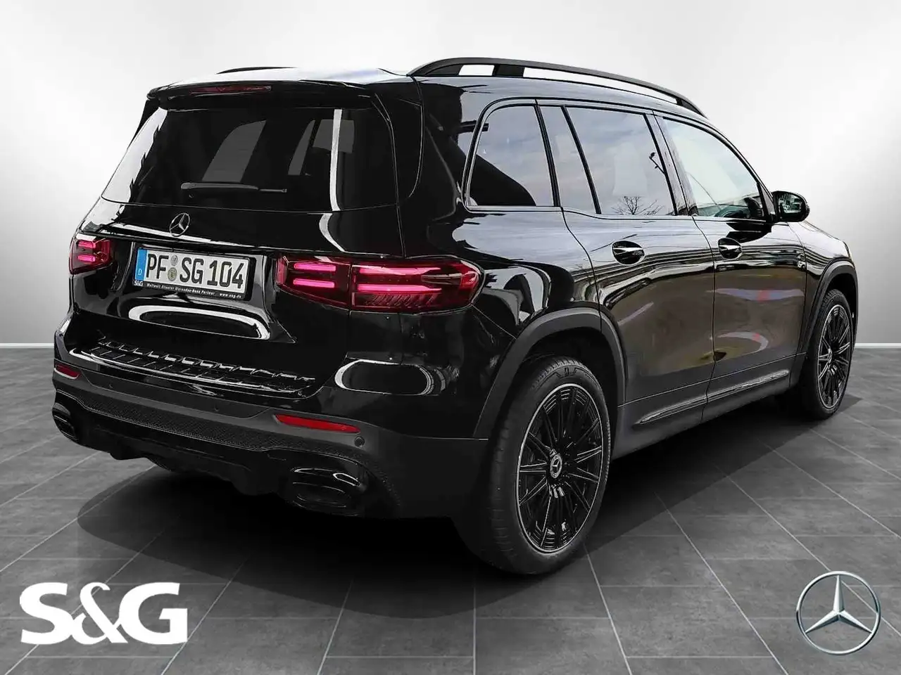 Mercedes-Benz GLB 200 2