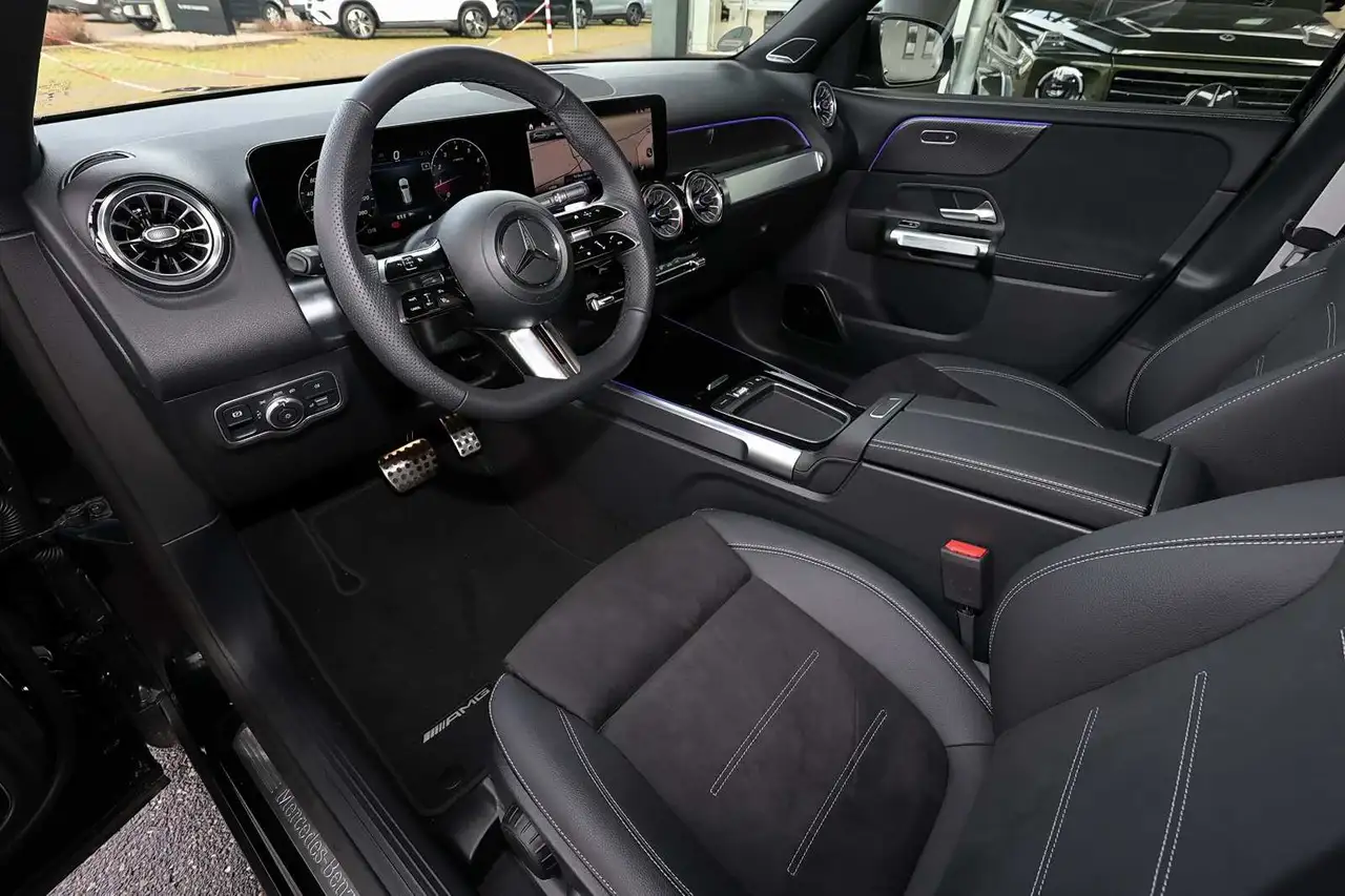 Mercedes-Benz GLB 200 9