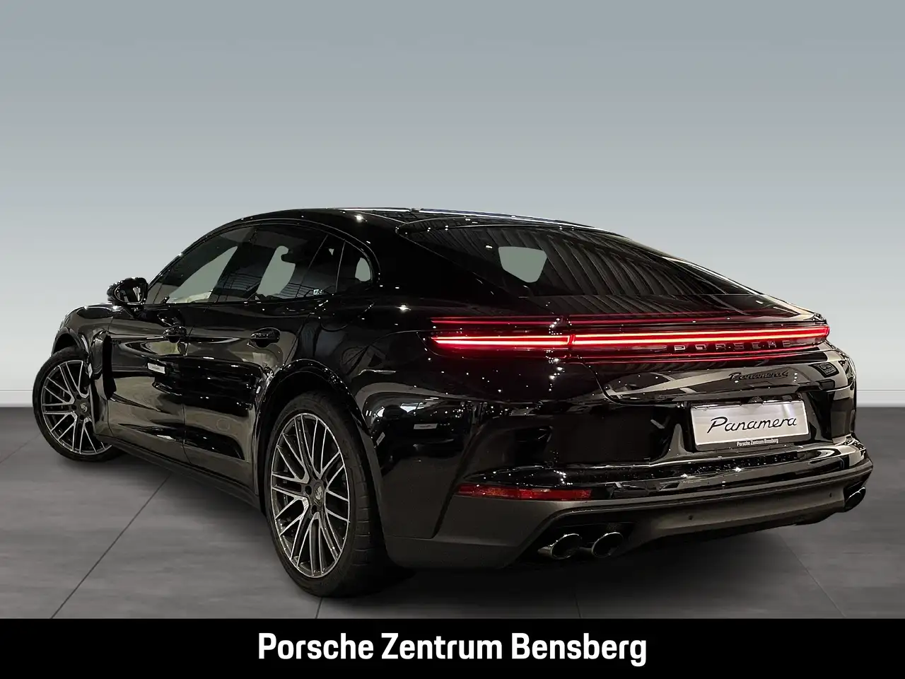 Porsche Panamera 4 3