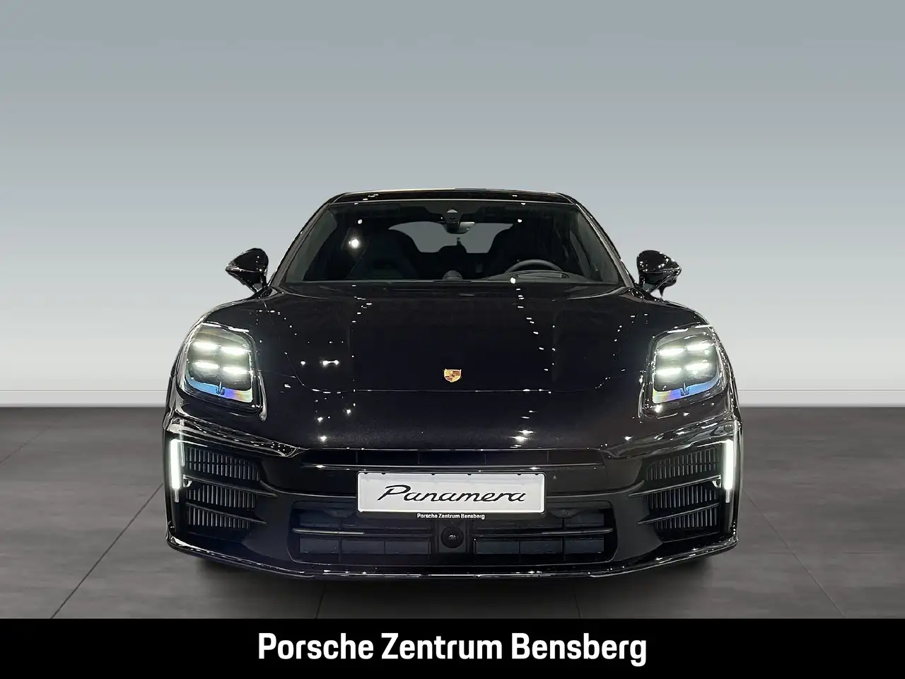 Porsche Panamera 4 7