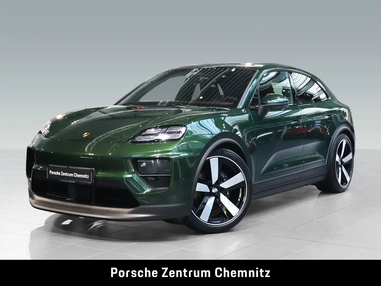 Porsche Macan 4