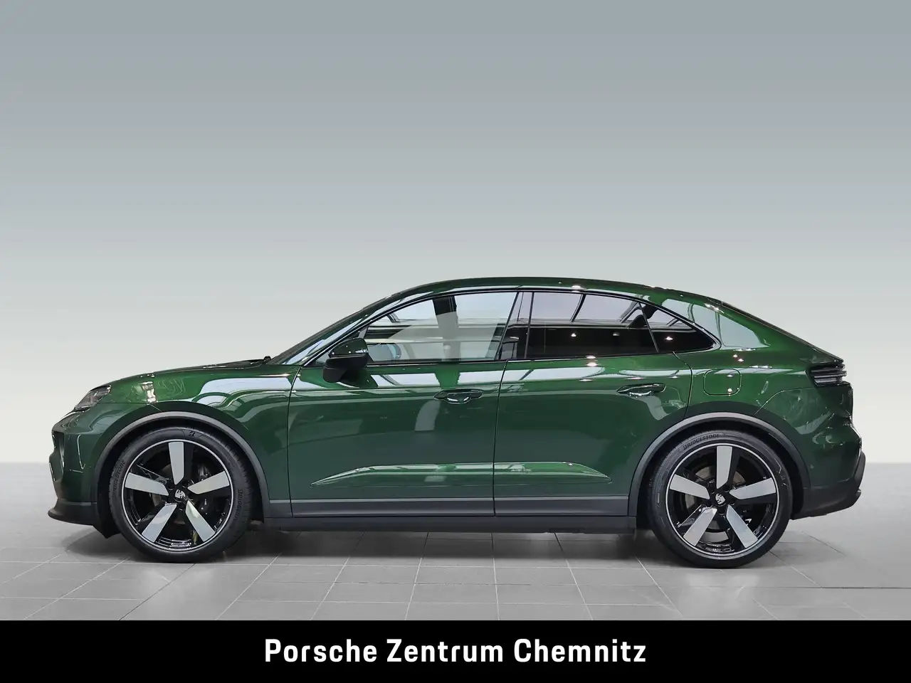 Porsche Macan 4 2