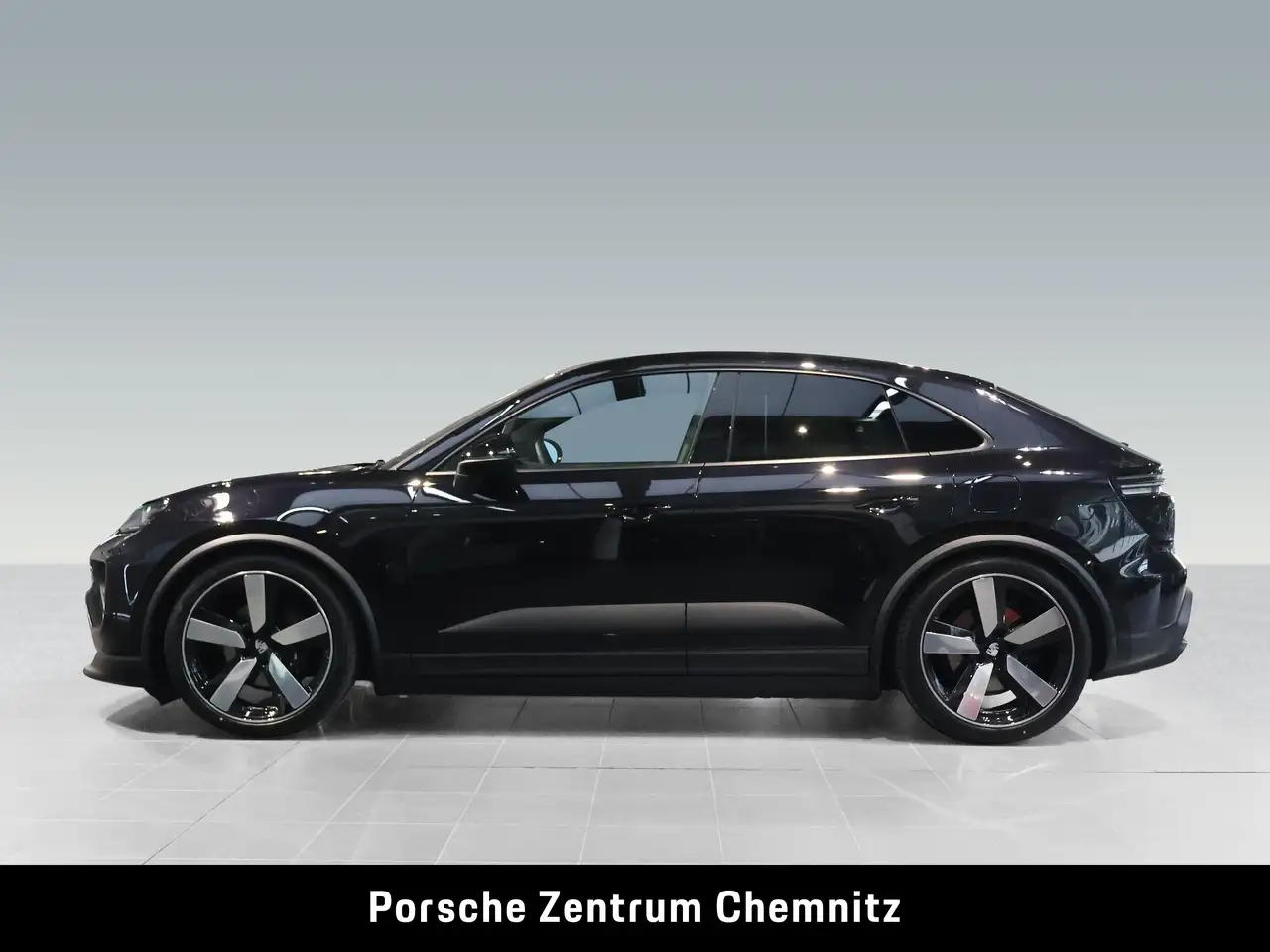 Porsche Macan 4 2