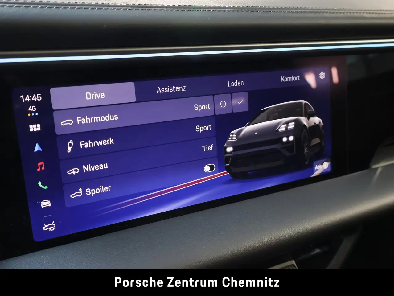 Porsche Macan 4 16