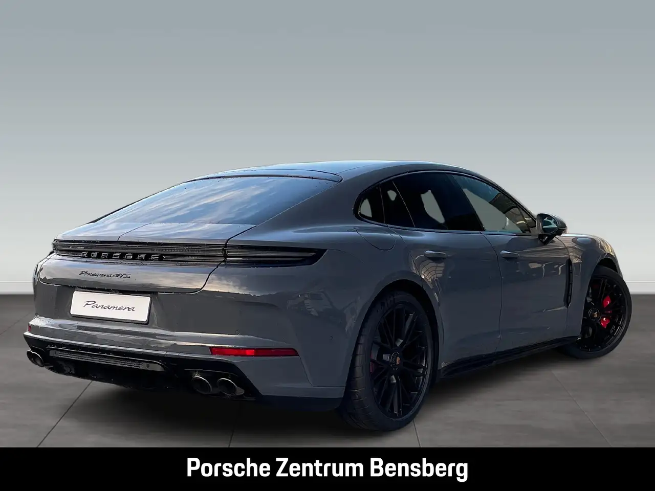 Porsche Panamera 4