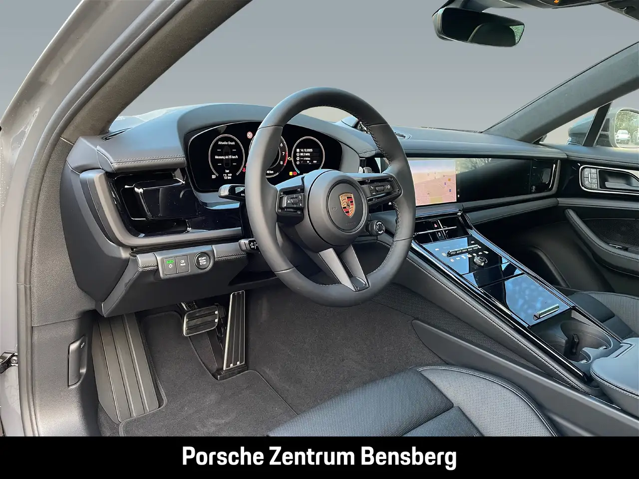 Porsche Panamera 10