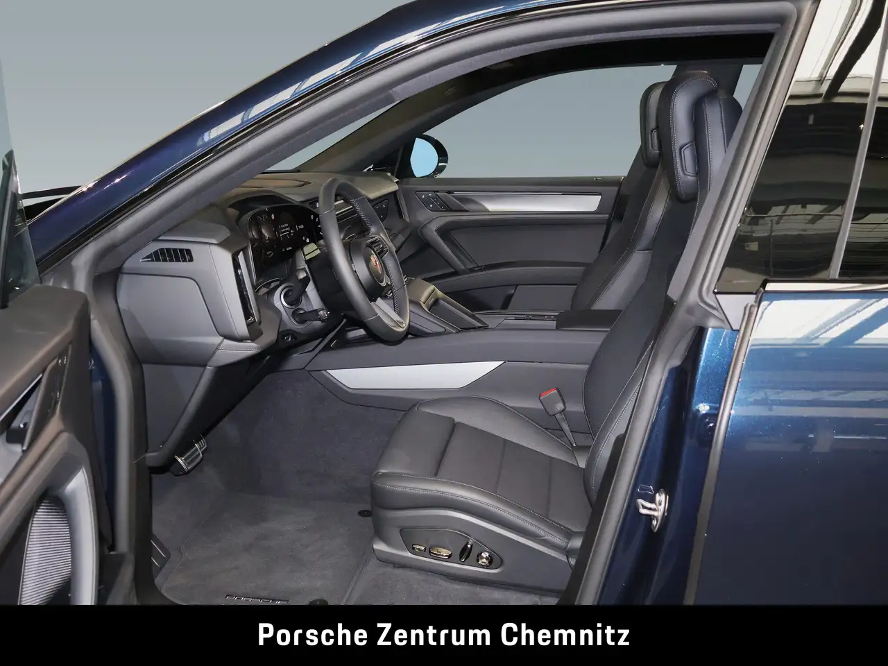 Porsche Cayenne 12