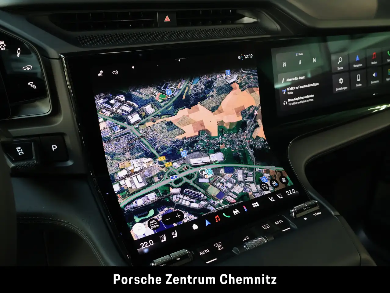 Porsche Cayenne 16