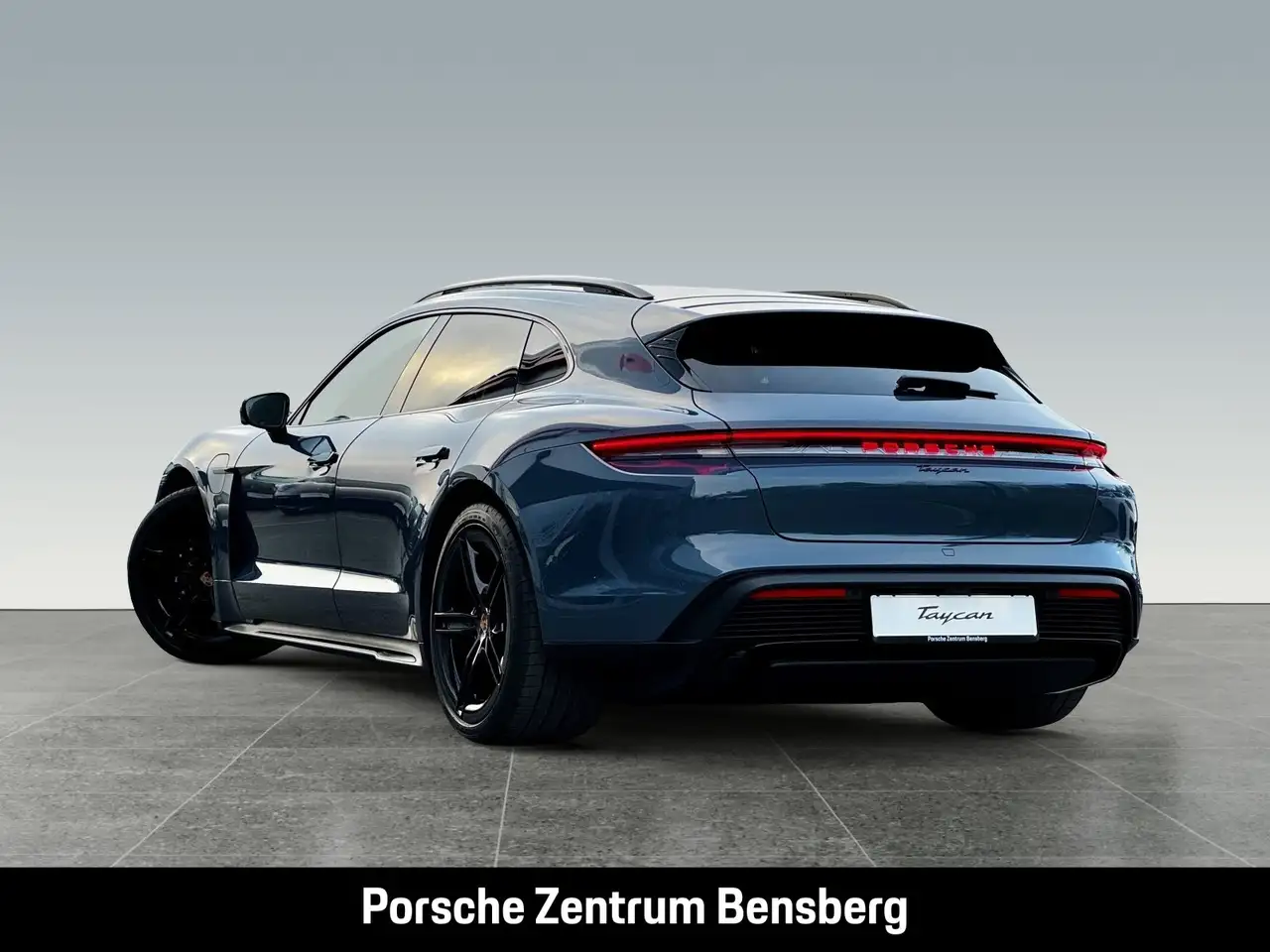 Porsche Taycan 3