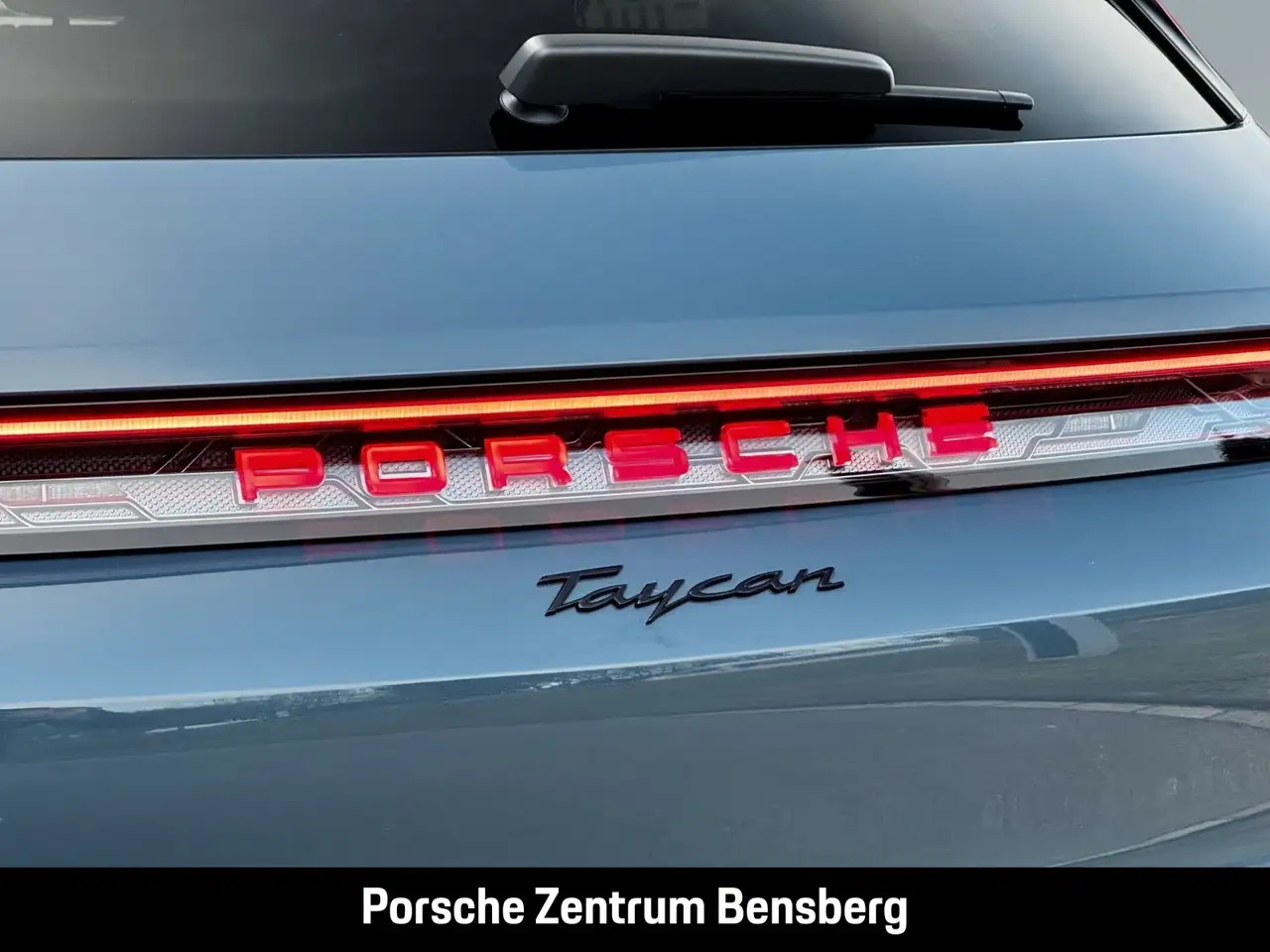 Porsche Taycan 13
