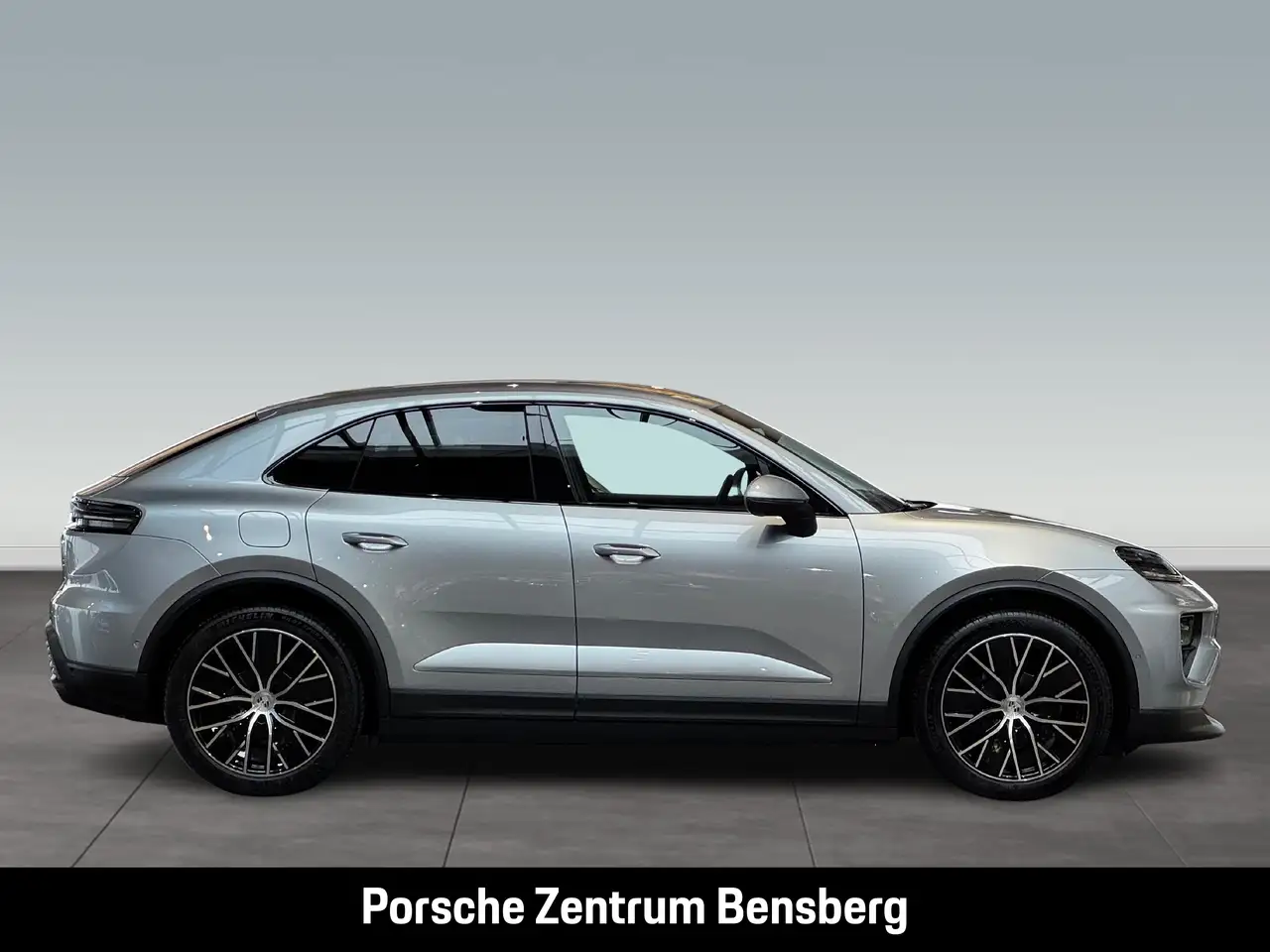 Porsche Macan 5