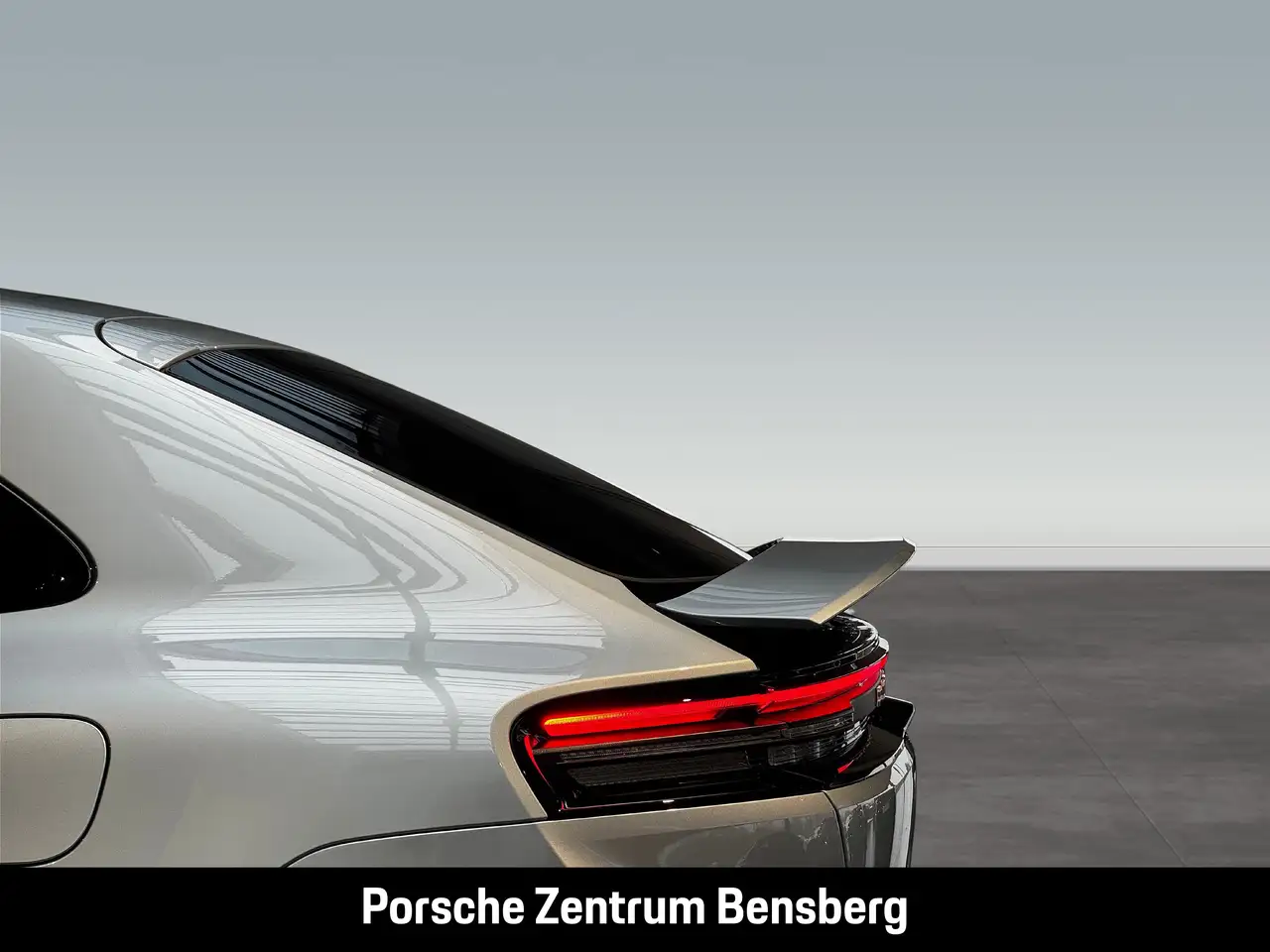 Porsche Macan 12
