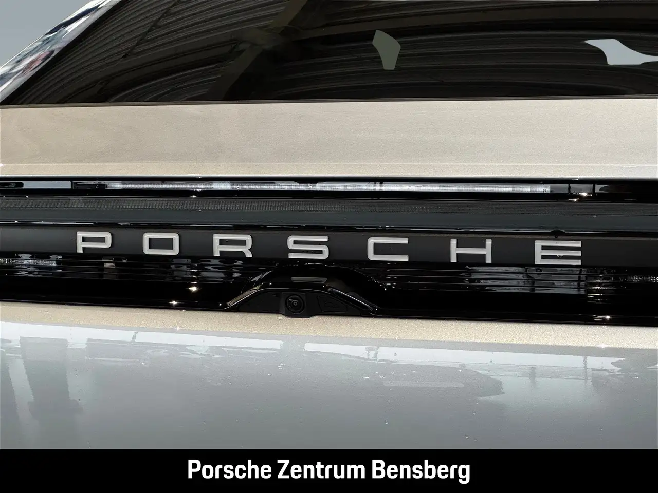 Porsche Macan 14