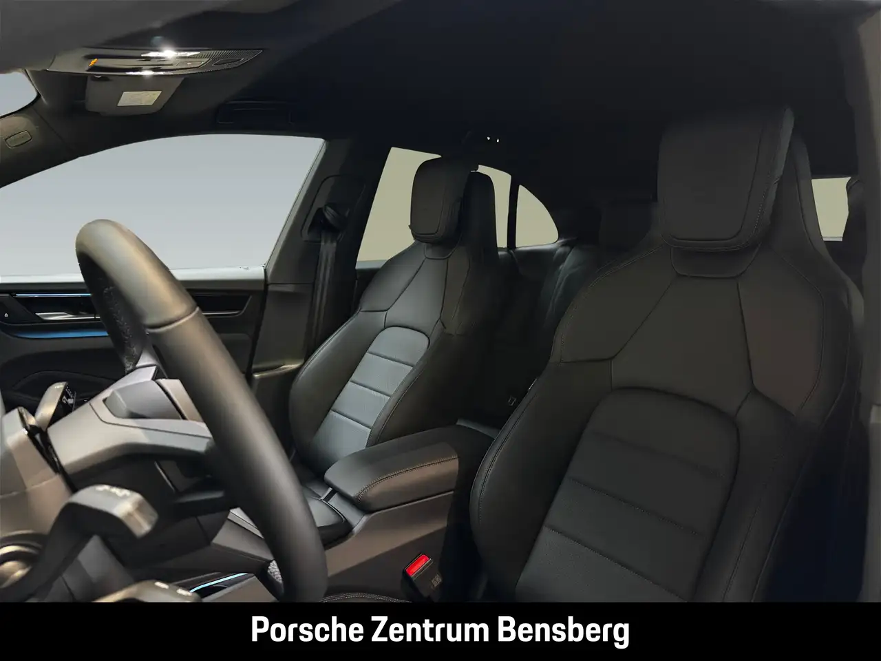 Porsche Macan 16