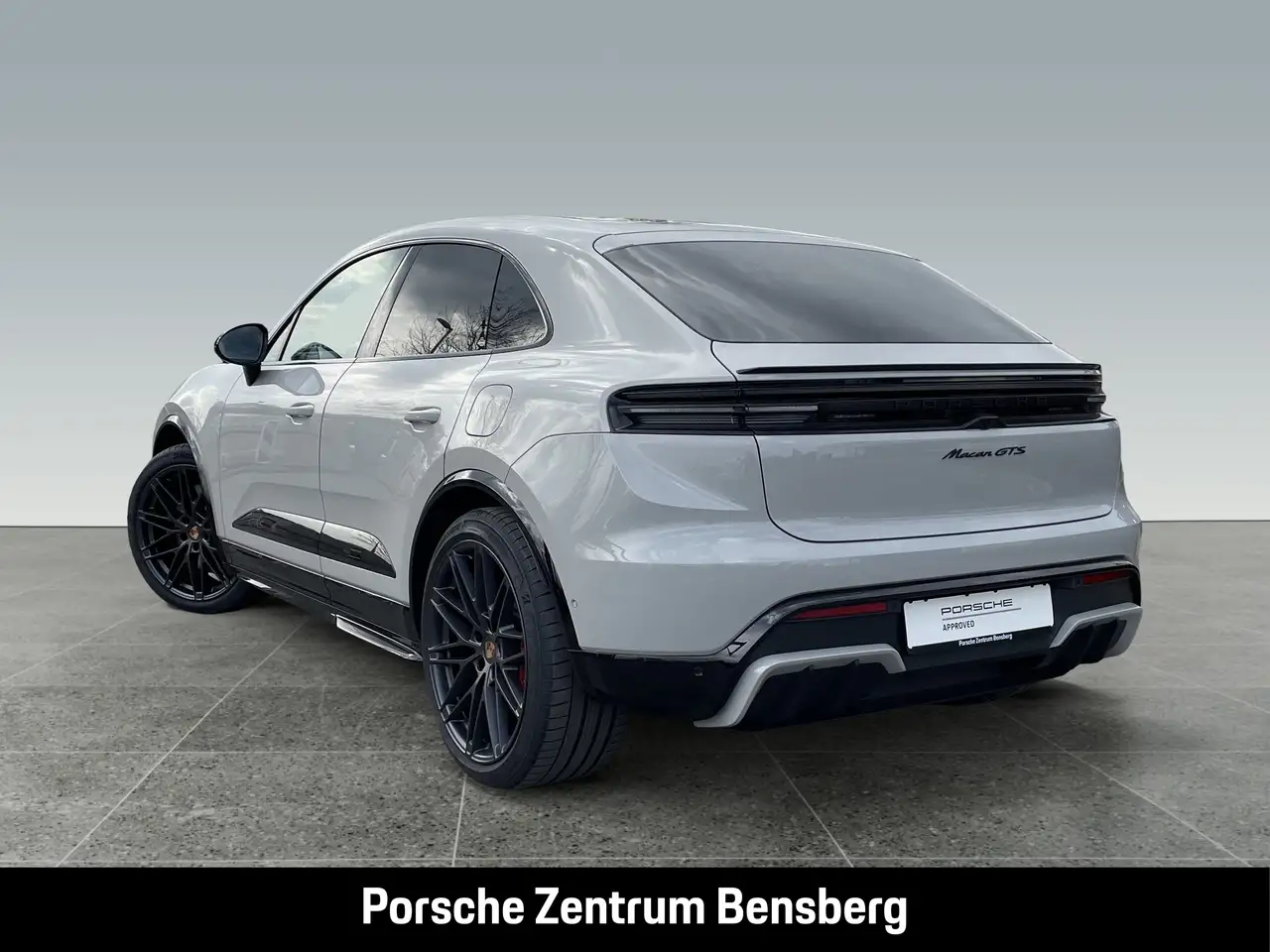 Porsche Macan 3