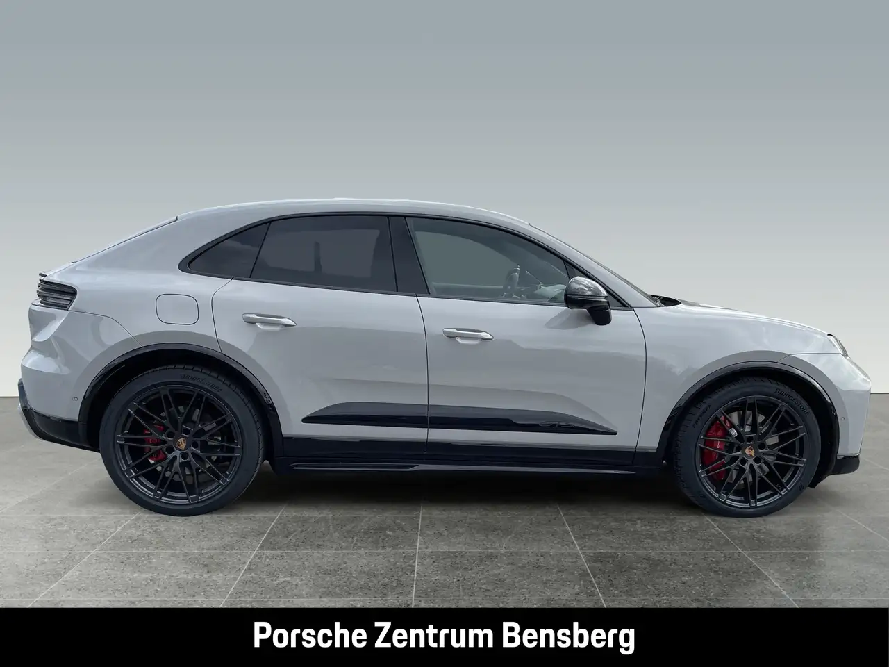 Porsche Macan 5