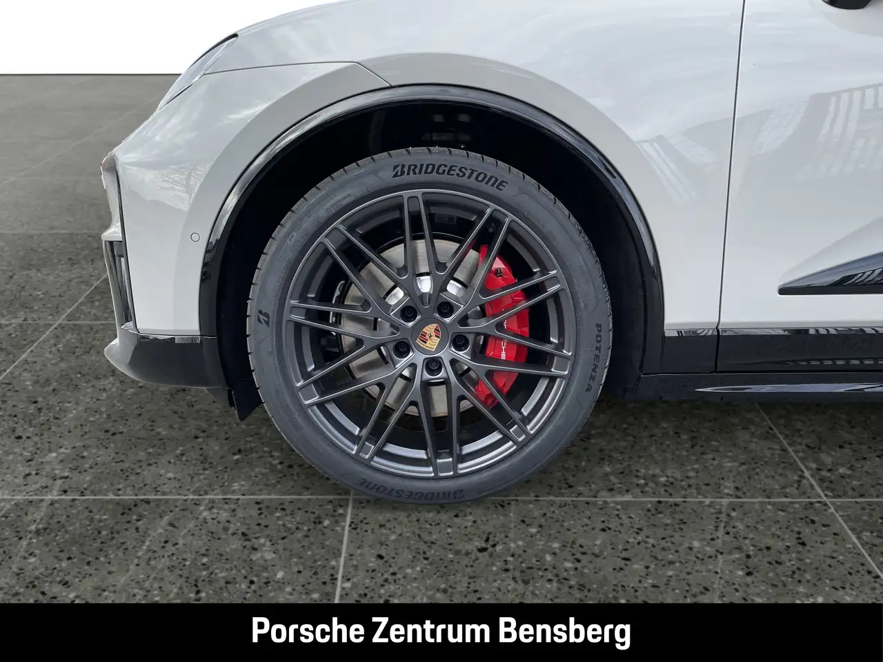 Porsche Macan 9