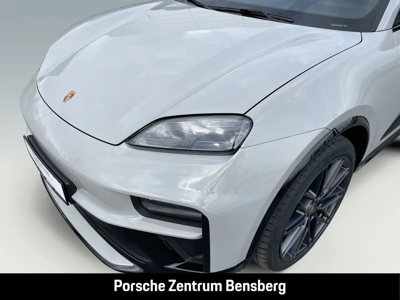 Porsche Macan 10
