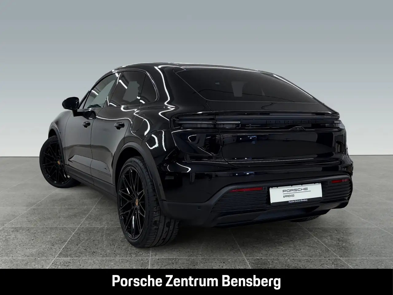 Porsche Macan 3