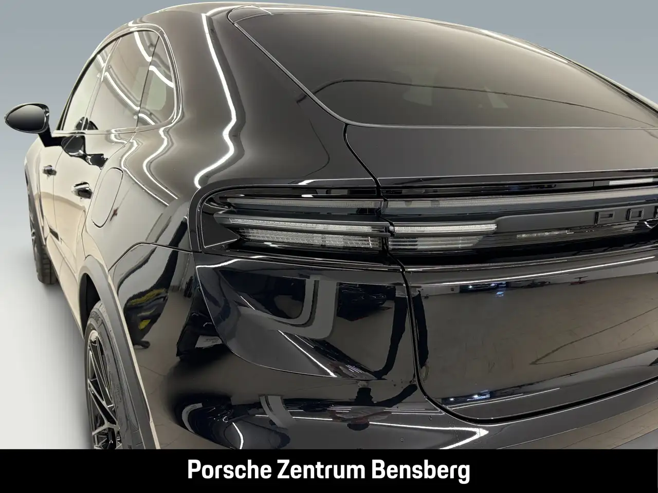 Porsche Macan 10