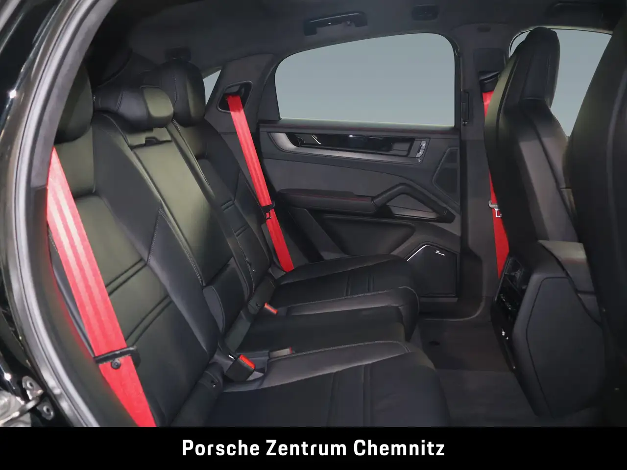 Porsche Cayenne 8