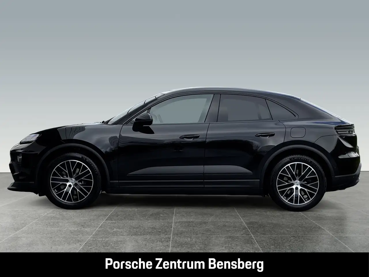 Porsche Macan 2