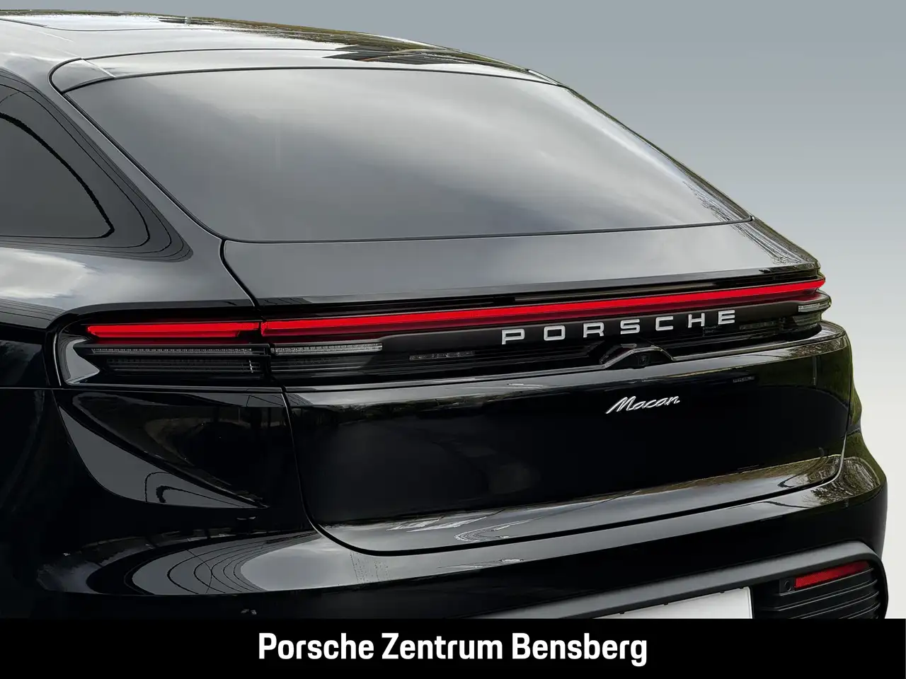Porsche Macan 9